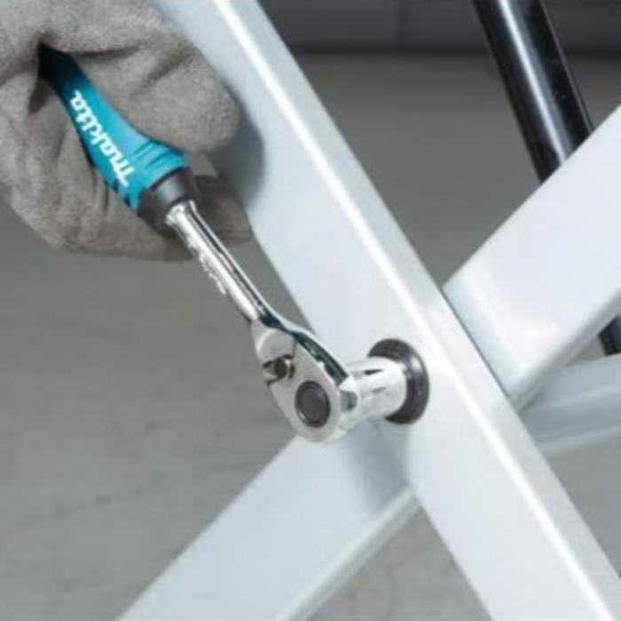 Makita 34-Piece Tool Kit – Complete ¼” Drive Tool Set – Precision, Power & Versatility